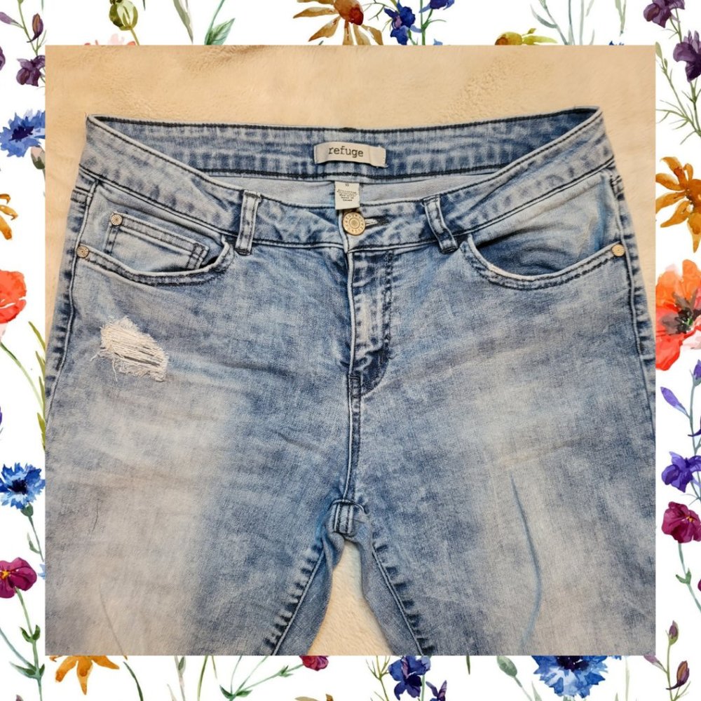 refuge jeans - size 10 - stone washed - distressed